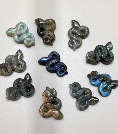 Labradorite Snake 7/8×30mm AA