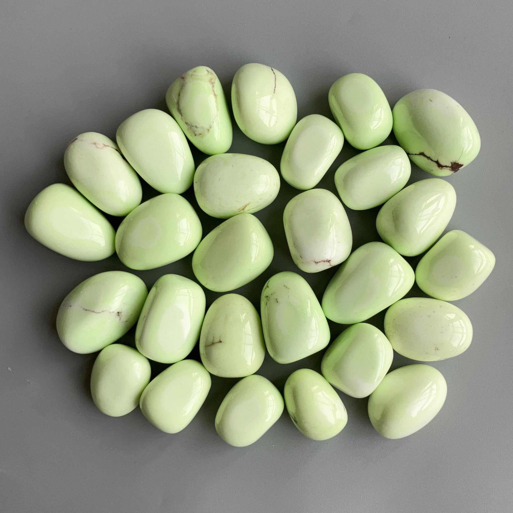 e226a4de102bf35e2f62302e41164dab Lemon Chrysoprase Tumble Stone 20/30mm A