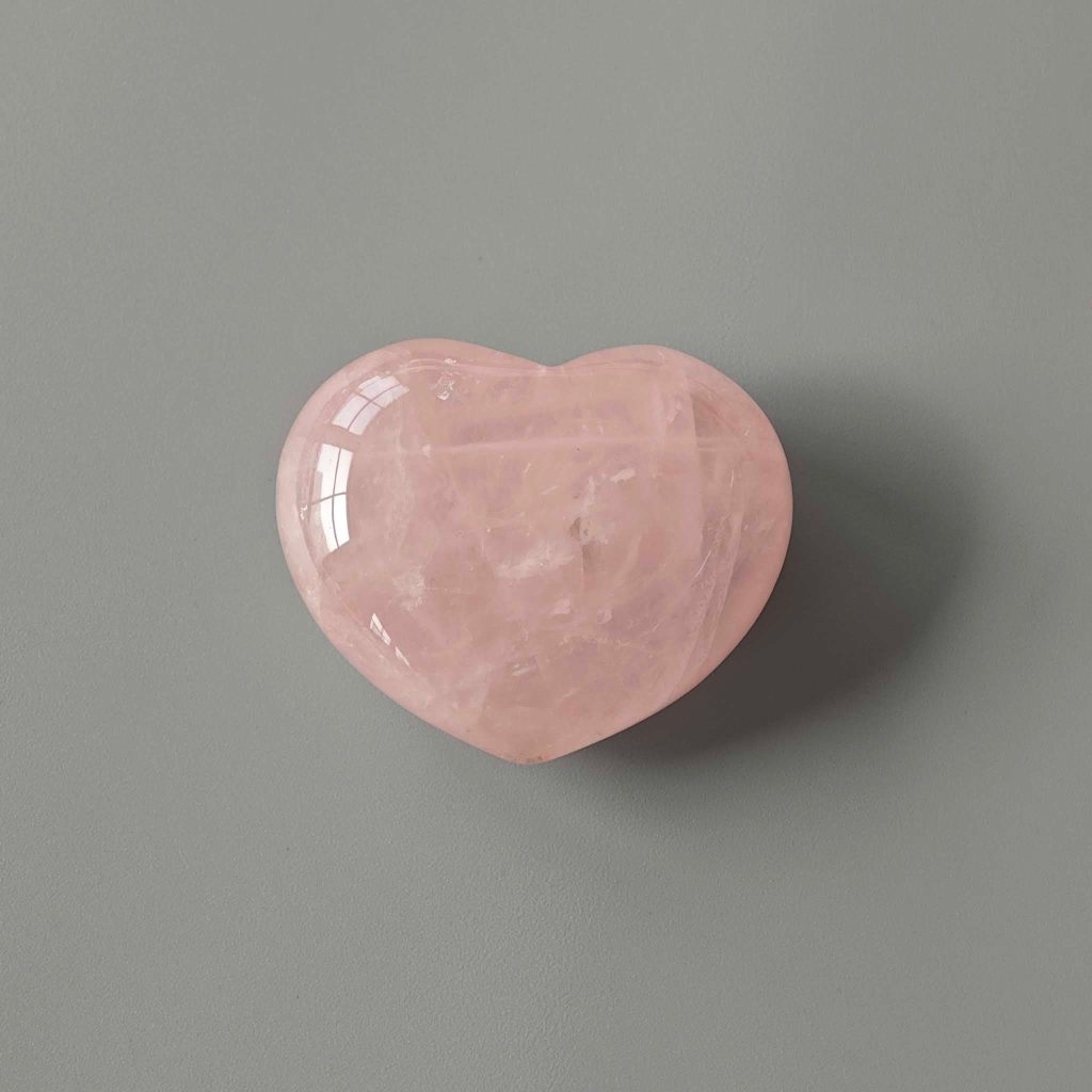 Rose Quartz Chubby Heart 1.8 inch (2.2 x 3.8 x 4.5cm) A/A+