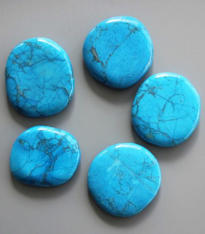 Howlite Dyed Blue Color Smooth Stone 1.6 inch (0.8-1 x 3.5-4.5cm) A