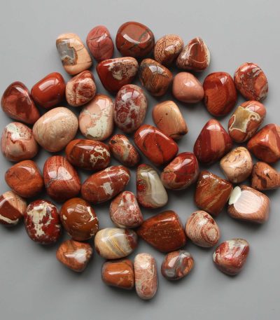 Poppy Jasper Tumble Stone 20/30mm A