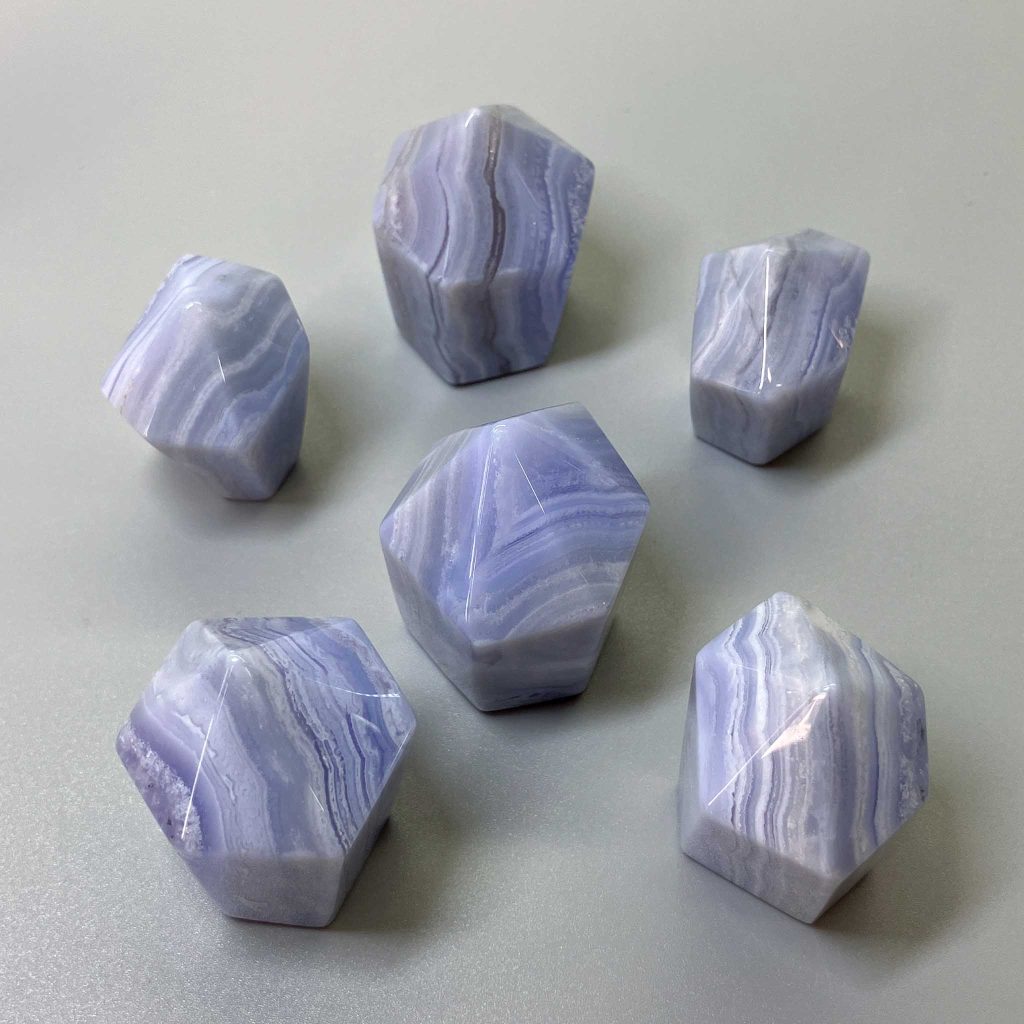 Blue Lace Agate Flat Bottom Freeform Point 1.2-1.6 inch（3-4.5cm) A