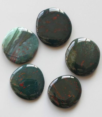 Blood Jasper Smooth Stone 1.6 inch (0.8-1 x 3.5-4.5cm) A/A+