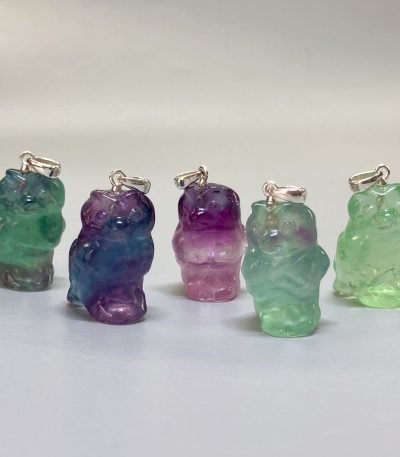 Rainbow Fluorite Owl Style B #2 P Pendant With Silver 18/22mm A/A+