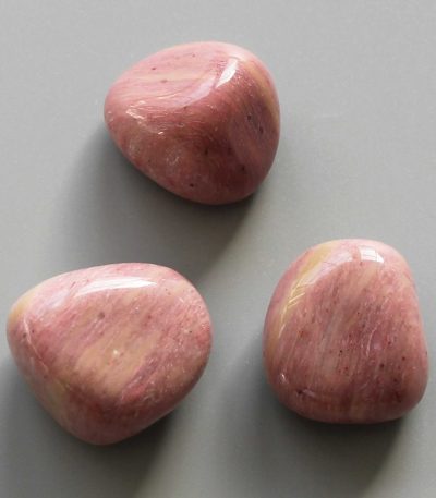 Petrified Wood Pink Tumble Stone 1 inch (2-3cm) A