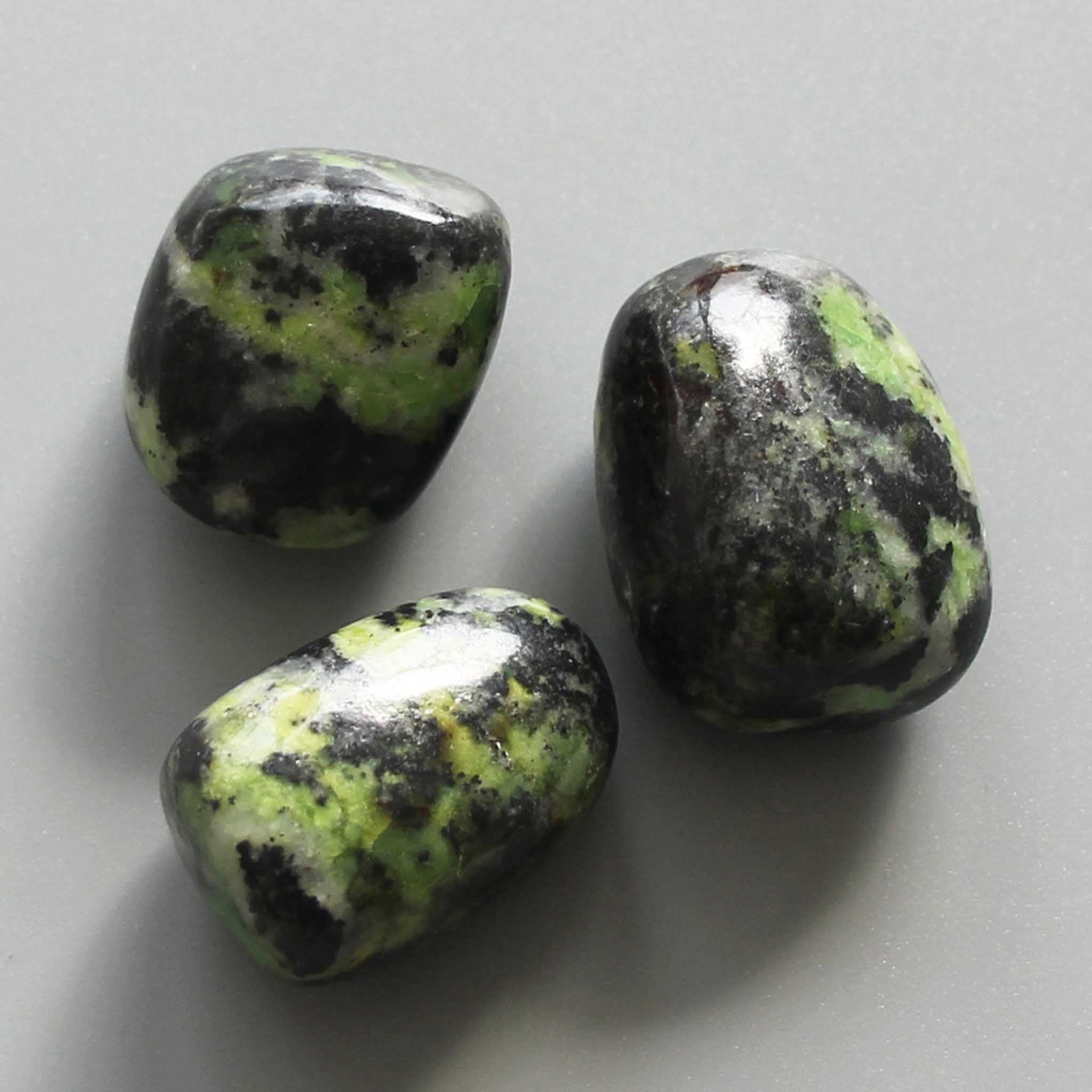 03a8b84f71aa26024427348c7a66be1b Chrysoprase China Tumble Stone 1 inch (2-3cm) B