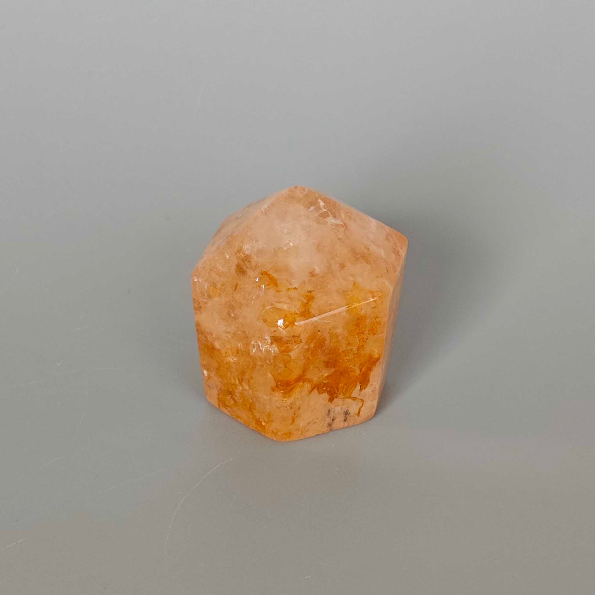 0f8825c01f577ff4b0bd18836833b793 Gold Healer Quartz Flat Bottom Freeform Point 1.2-1.6 inch(3-4.5cm) A/A+