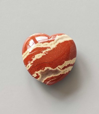 Red Jasper Heart 1.8 inch (2.5 x 4.5 x 4.5cm) A
