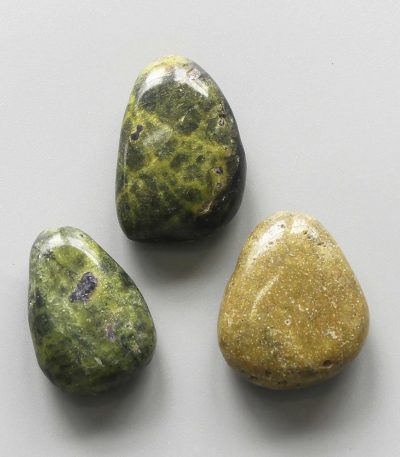 Stitchtite & Serpentine Tumble Pendant With Cross Hole 2.5mm 0.8-1.2 inch (2.2-3cm) A/B