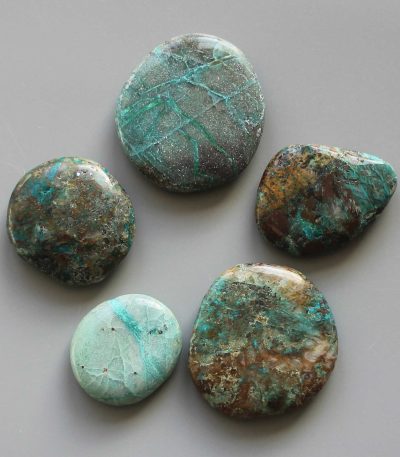 Chrysocolla Hand Peru Smooth Stone 1.6 inch (0.8-1 x 3.5-4.5cm) A/B
