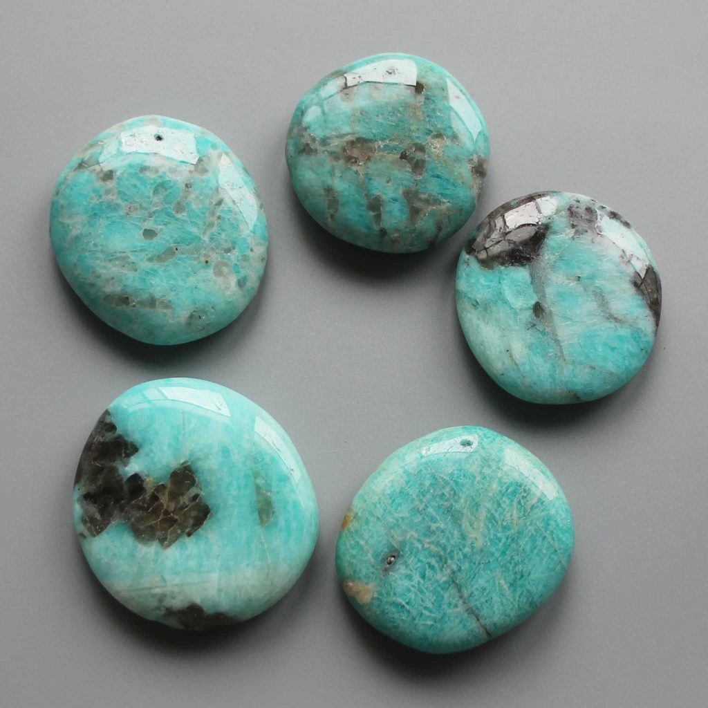 Green Amazonite With Black Spot Smooth Stone 1.6 inch (0.8-1 x 3.5-4.5cm) A