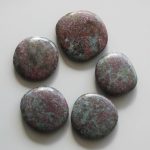 Ruby C Smooth Stone 1.6 inch (0.8-1 x 3.5-4.5cm) A