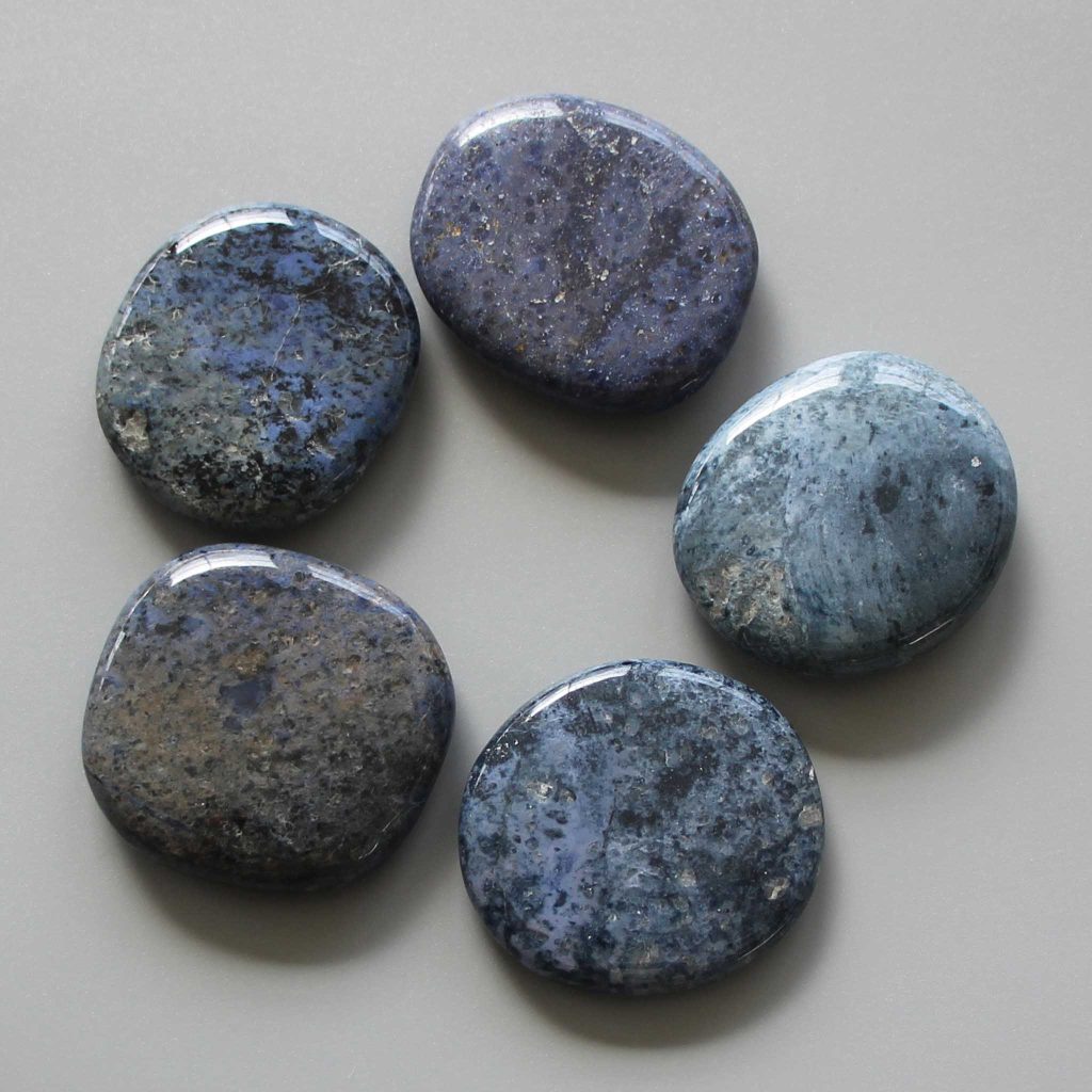 Dumortierite Smooth Stone 1.6 inch (0.8-1 x 3.5-4.5cm) A/B