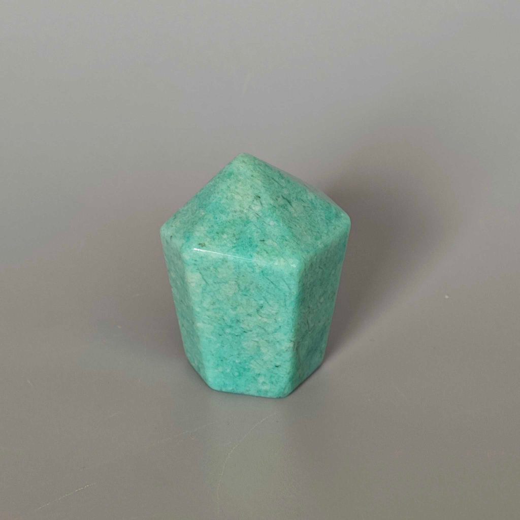 Amazonite Brasil Flat Bottom Freeform Point 1.2-1.6 inch（3-4.5cm) A/A+