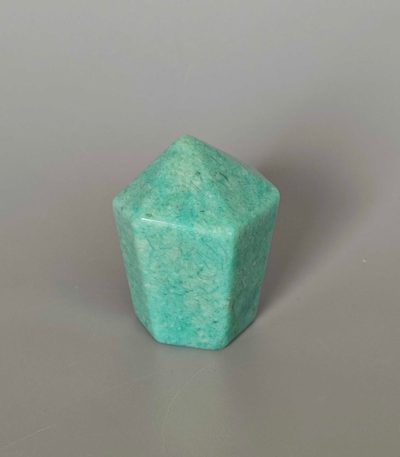 Amazonite Brasil Flat Bottom Freeform Point 1.2-1.6 inch（3-4.5cm) A/A+