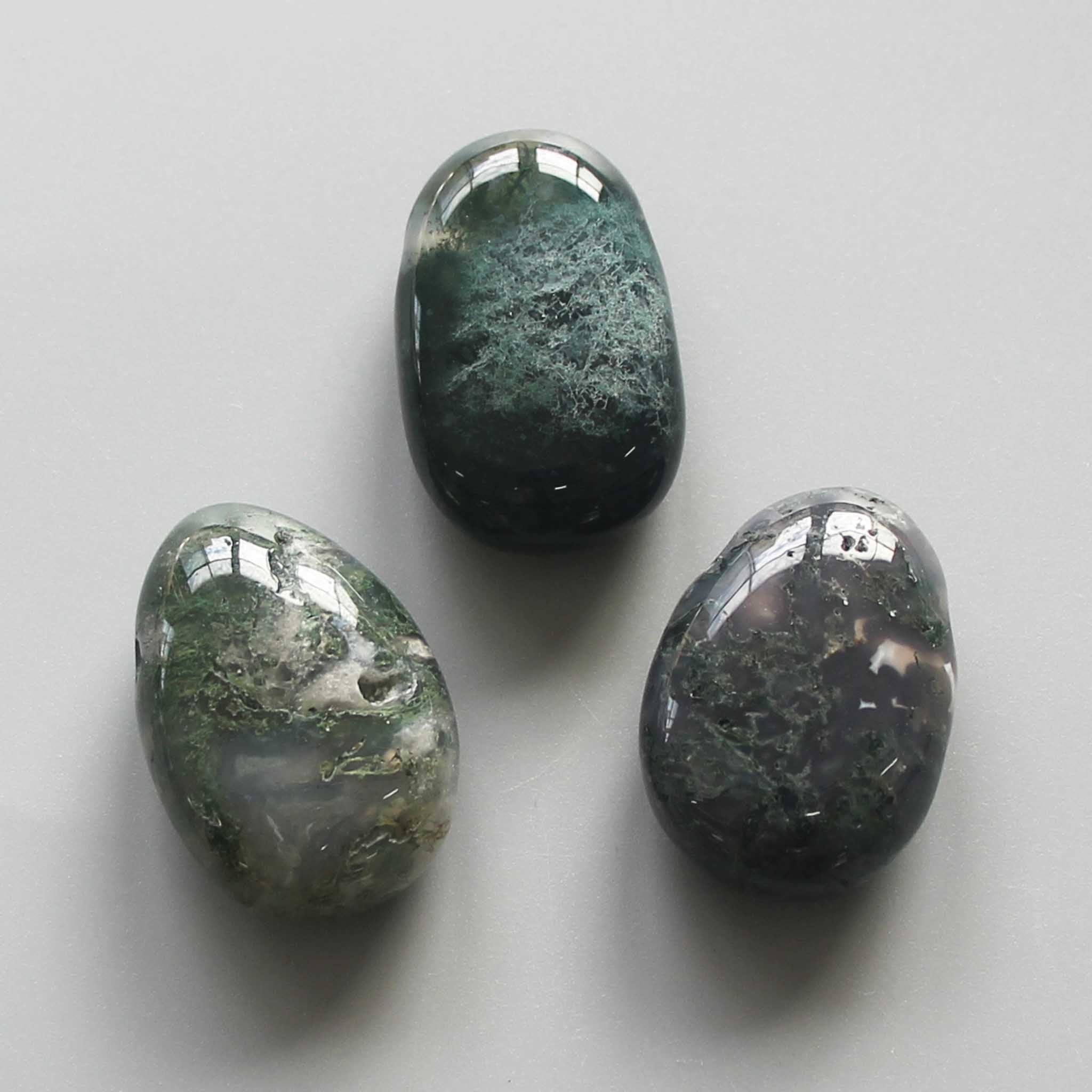 313b55085319b68e60b57109b62be7a3-1 Moss Agate Tumble Pendant With Cross Hole 2.5mm 0.8-1.2 inch (2.2-3cm) A/B