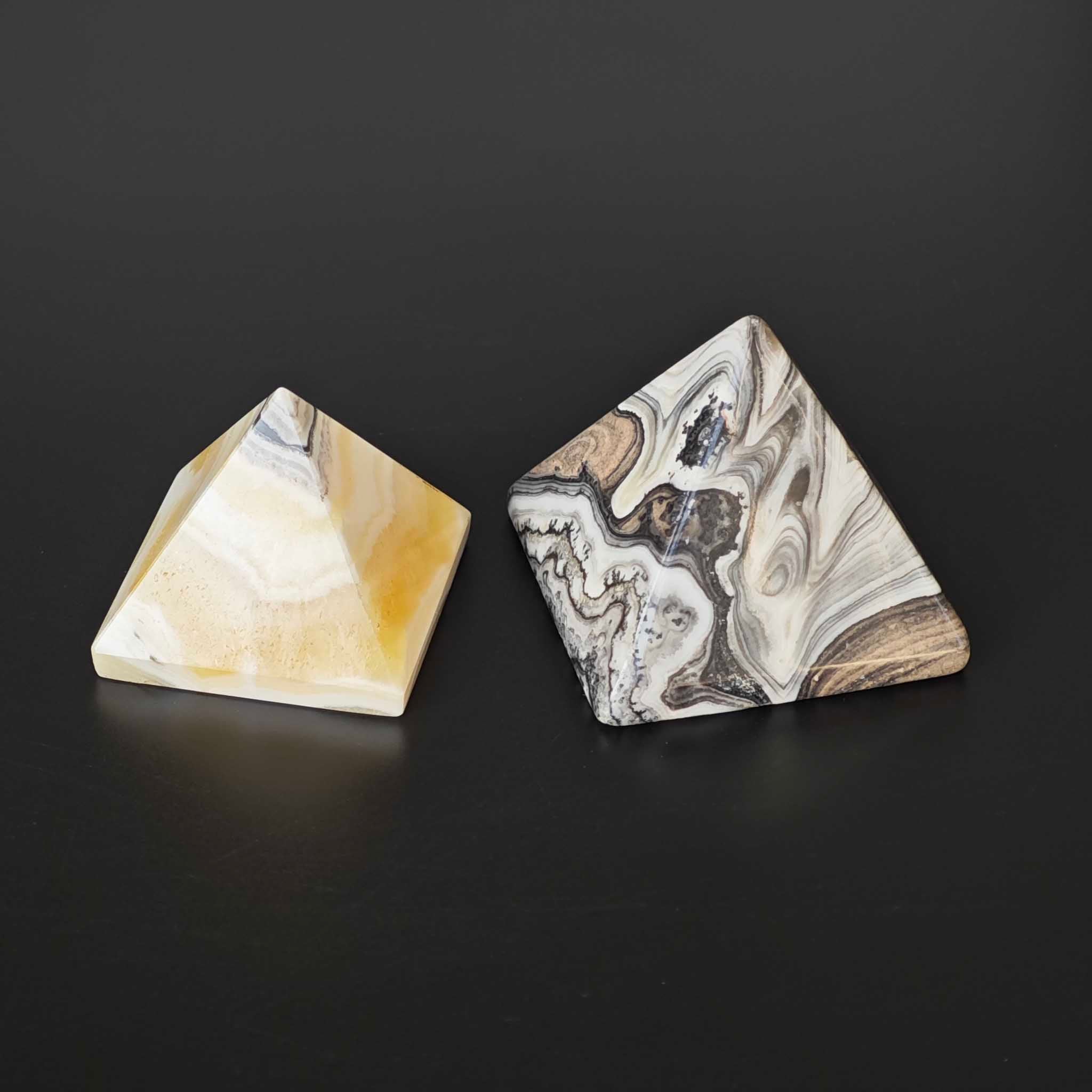 377cfd8c9b9b625edb9c0ff961f2ab33 Banded Zebra Jasper Pyramid 2 inch (5cm) A/A+