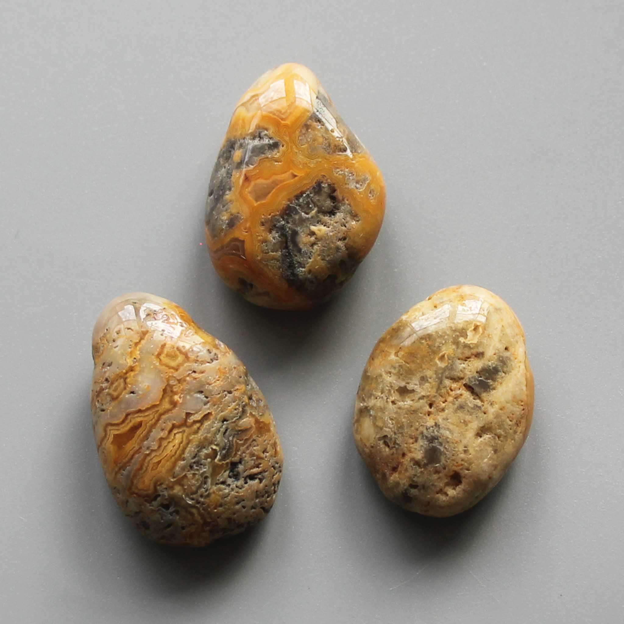 3fbf4f211b2399610bf185b40128d6d5-1 Crazy Lace Yellow Agate Tumble Pendant With Cross Hole 2.5mm 0.8-1.2 inch (2.2-3cm) A/B