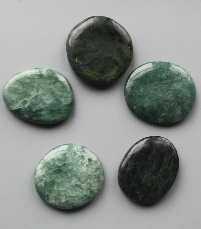 Hard Nephrite Jade Smooth Stone 1.6 inch (0.8-1 x 3.5-4.5cm) A/B