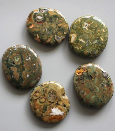 Rhyolite Smooth Stone 1.6 inch (0.8-1 x 3.5-4.5cm) A/B