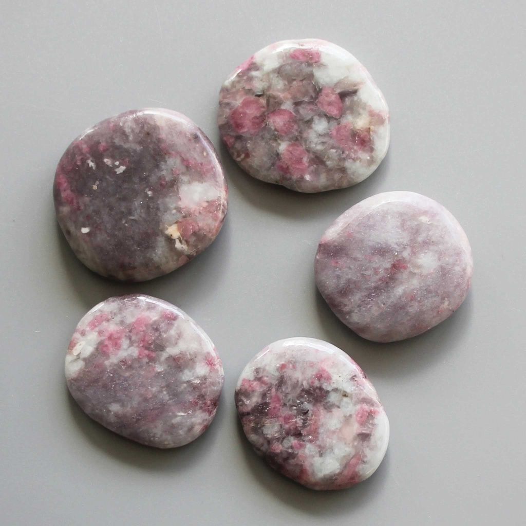 Quartz With Pink Tourmaline Smooth Stone 1.6 inch (0.8-1 x 3.5-4.5cm) A/A+