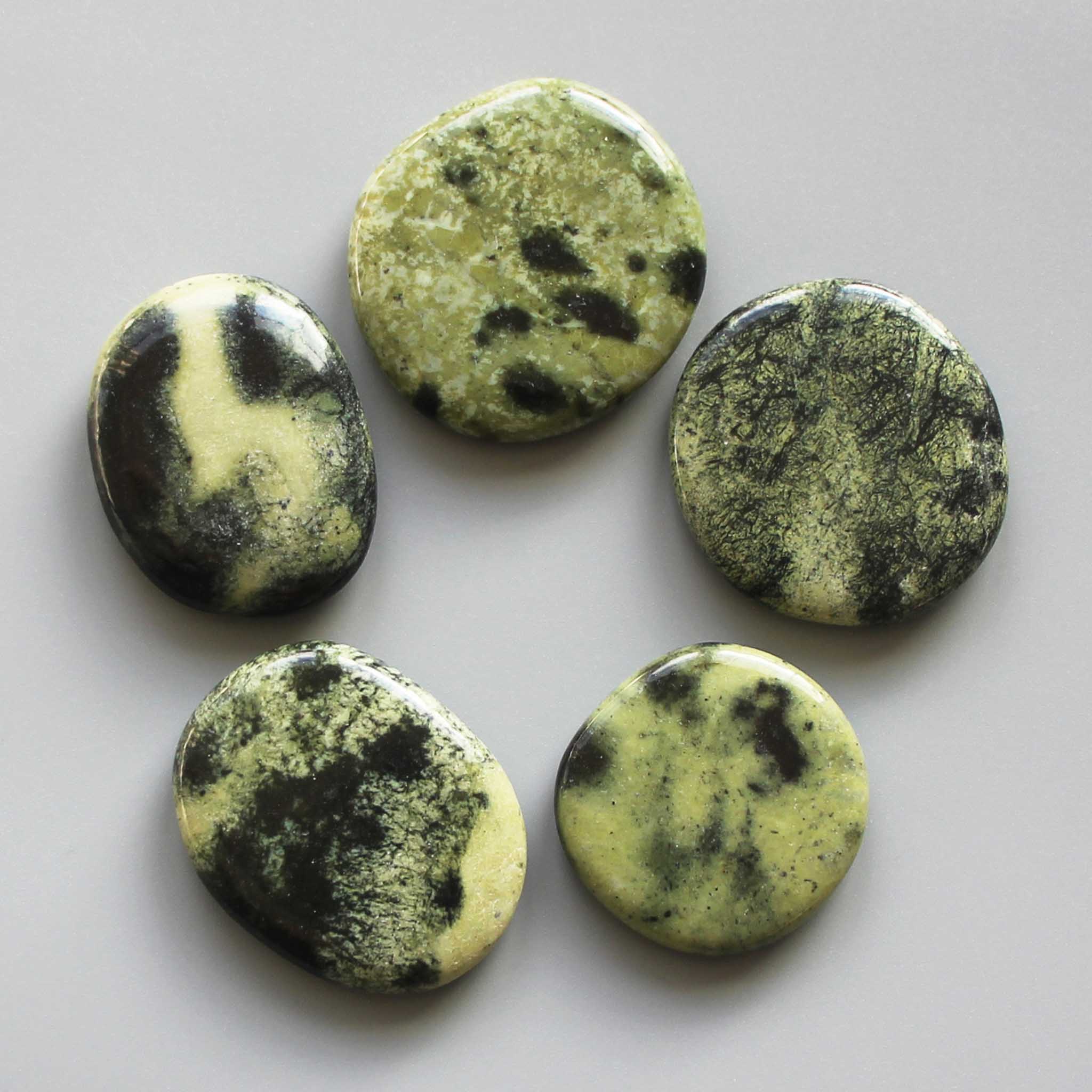 52d6056a7cb1f37733f04eb157761eca Chytha Smooth Stone 1.6 inch (0.8-1 x 3.5-4.5cm) A