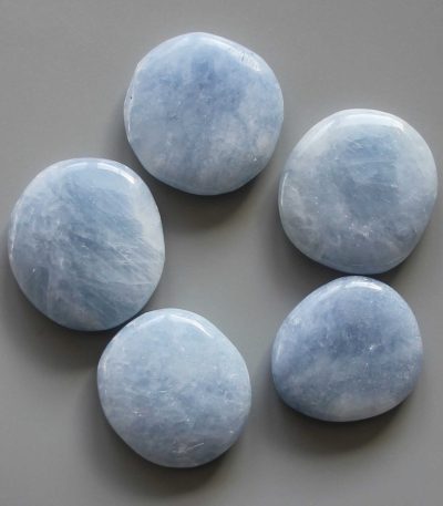 Blue Calcite Smooth Stone 1.6 inch (0.8-1 x 3.5-4.5cm) A/A+