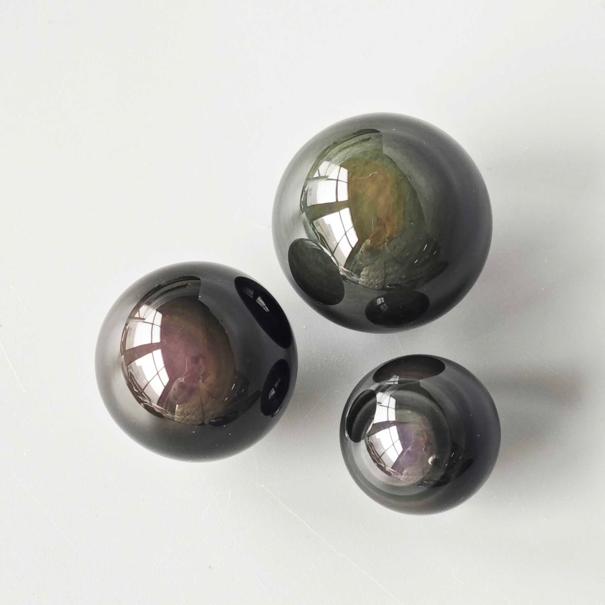 5cdc37cbeb9ab4427c712898fd54e7d2 Rainbow Obsidian Sphere 0.6-1.4 inch (1.5-3.5cm) A/A+