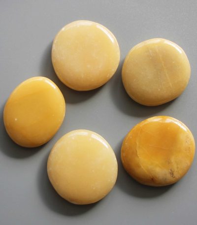 Yellow Jasper China Smooth Stone 1.6 inch (0.8-1 x 3.5-4.5cm) A