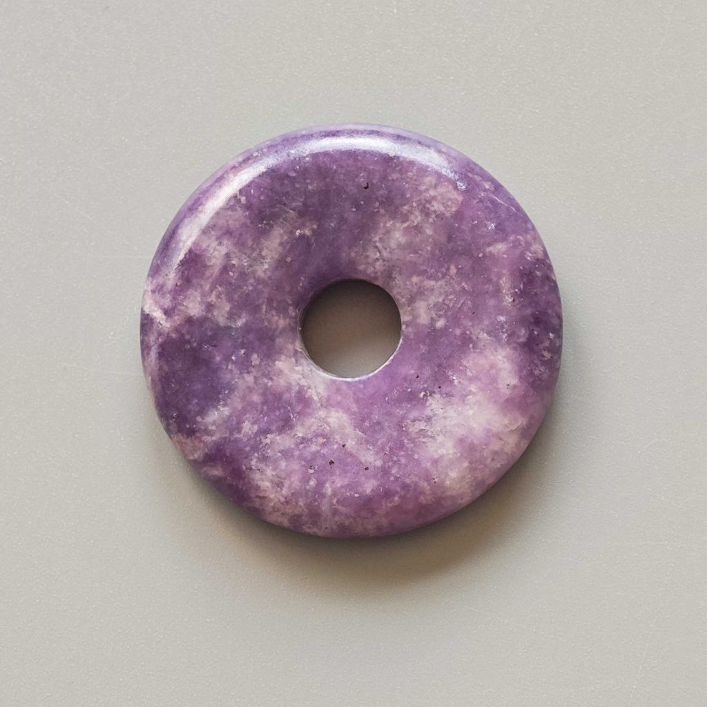 Lepidolite Ch Donut 1.4 inch (0.6 x 3.5cm) A/A+