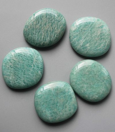Amazonite Brasil Smooth Stone 1.6 inch (0.8-1 x 3.5-4.5cm) A
