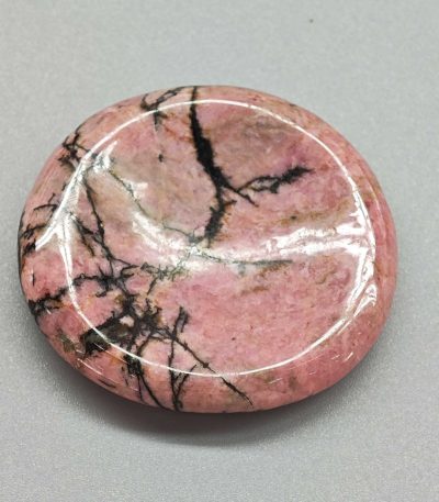 Rhodonite Freeform Thumb Stone 1.4-2 inch (0.9 x 3.5-5cm) A/A+
