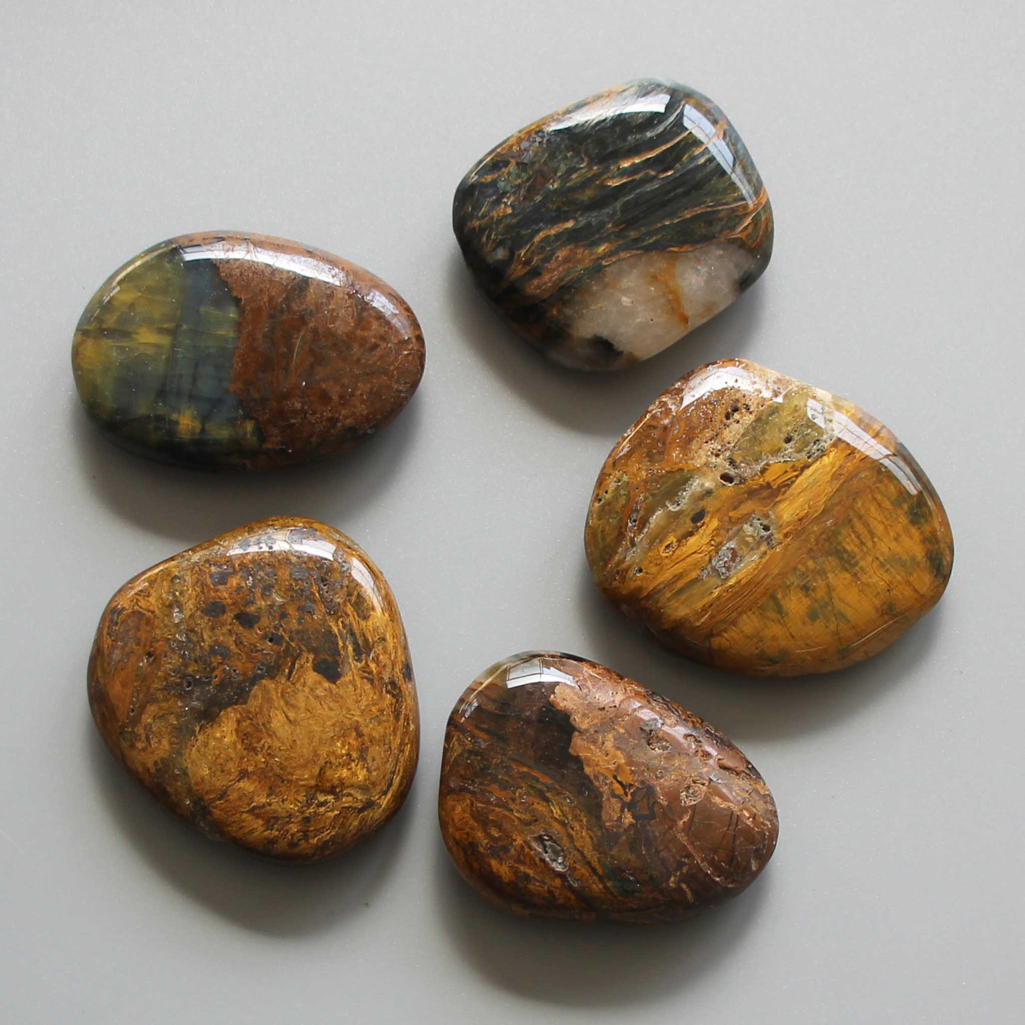 6ccdef1436efd90a185cbff63be0497e Tigrina Stone Smooth Stone 1.6 inch (0.8-1 x 3.5-4.5cm) A/B