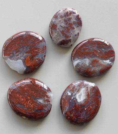 Maroon Agate Smooth Stone 1.6 inch (0.8-1 x 3.5-4.5cm) A