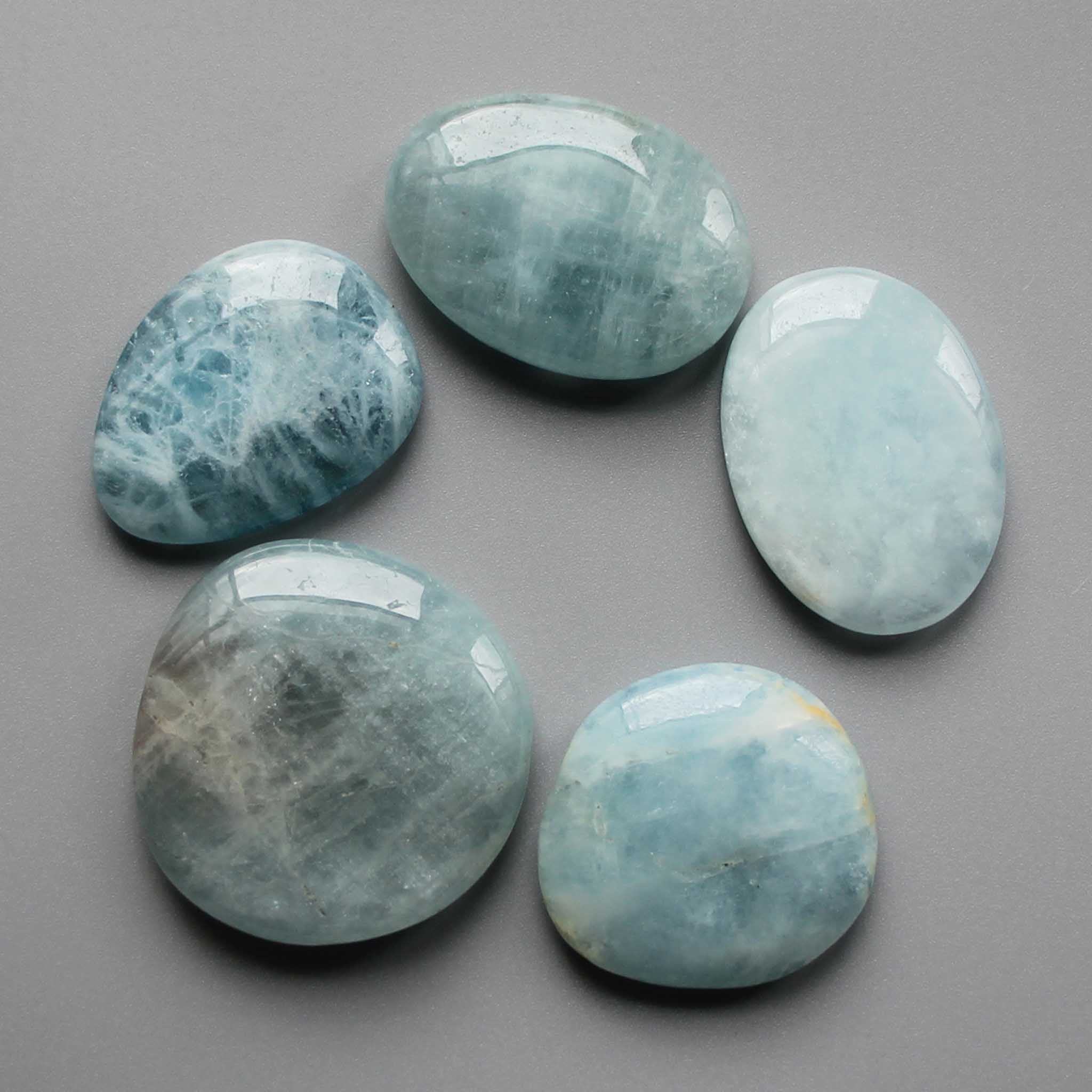 7a5c171be2345e8be777a00b3fcc5717 Aquamarine Smooth Stone 1.6 inch (0.8-1 x 3.5-4.5cm) A/A+