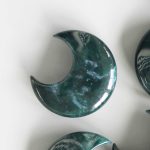 Moss Agate Moon 1.4 inch (1.1 x 3.5cm) A