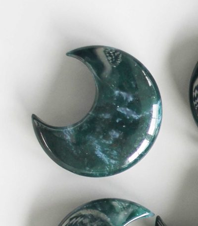 Moss Agate Moon 1.4 inch (1.1 x 3.5cm) A