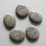 Spot Lepidolite Smooth Stone 1.6 inch (0.8-1 x 3.5-4.5cm) A