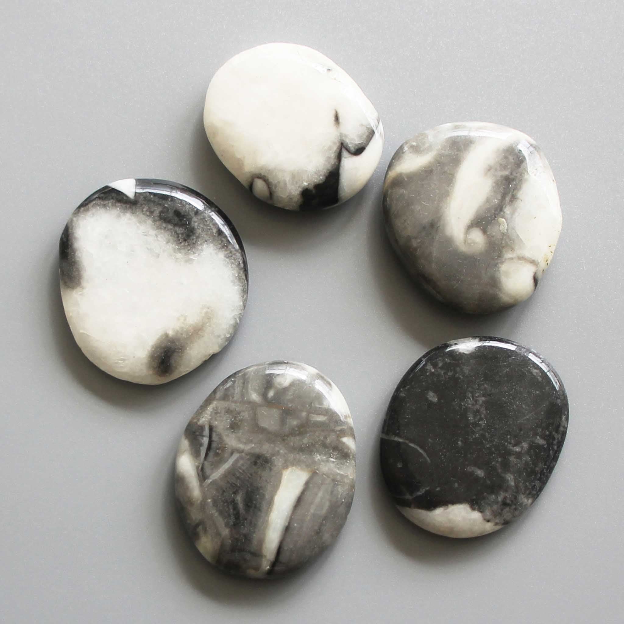 84a3d2e3d7293f07fb8ec8be20b6df84 Shell Jasper China Smooth Stone 1.6 inch (0.8-1 x 3.5-4.5cm) A/B
