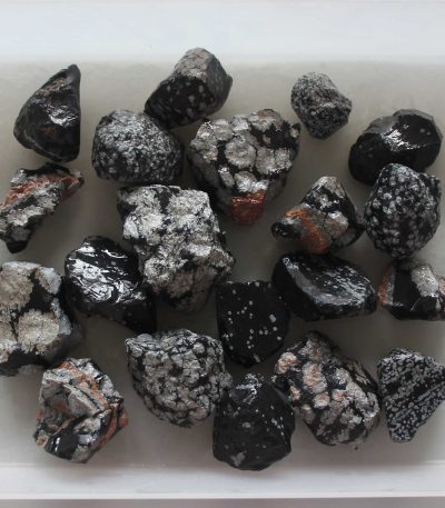 Snowflakes Obsidian Rough 30/50mm A/B