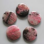 Petal Rhodonite Smooth Stone 1.6 inch (0.8-1 x 3.5-4.5cm) A