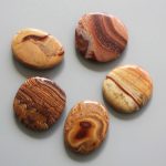Red Picture Stone Smooth Stone 1.6 inch (0.8-1 x 3.5-4.5cm) A/B