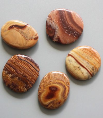 Red Picture Stone Smooth Stone 1.6 inch (0.8-1 x 3.5-4.5cm) A/B