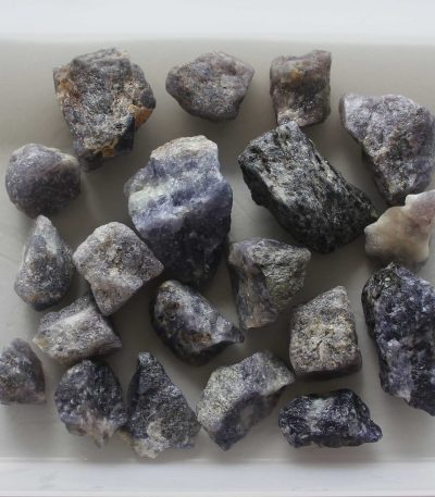 Iolite Rough 30/50mm A/B