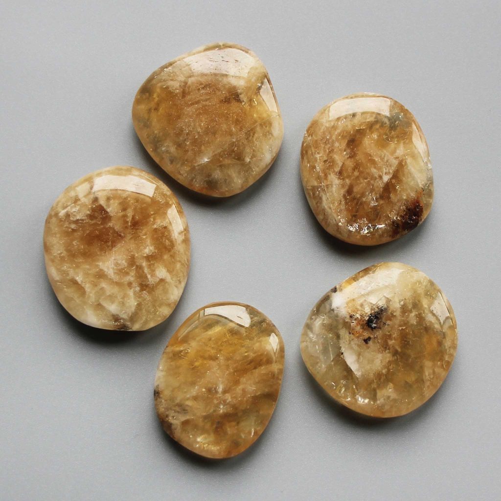 Aragonite Smooth Stone 1.6 inch (0.8-1 x 3.5-4.5cm) A/B