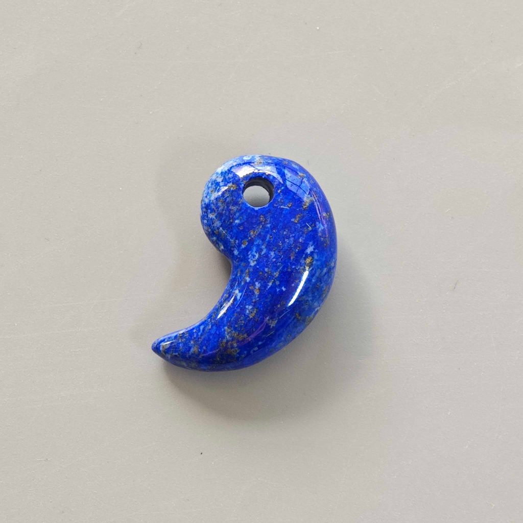 Lapis Lazuli Comma Shape Pendant With Front Hole 11x20x30mm A+