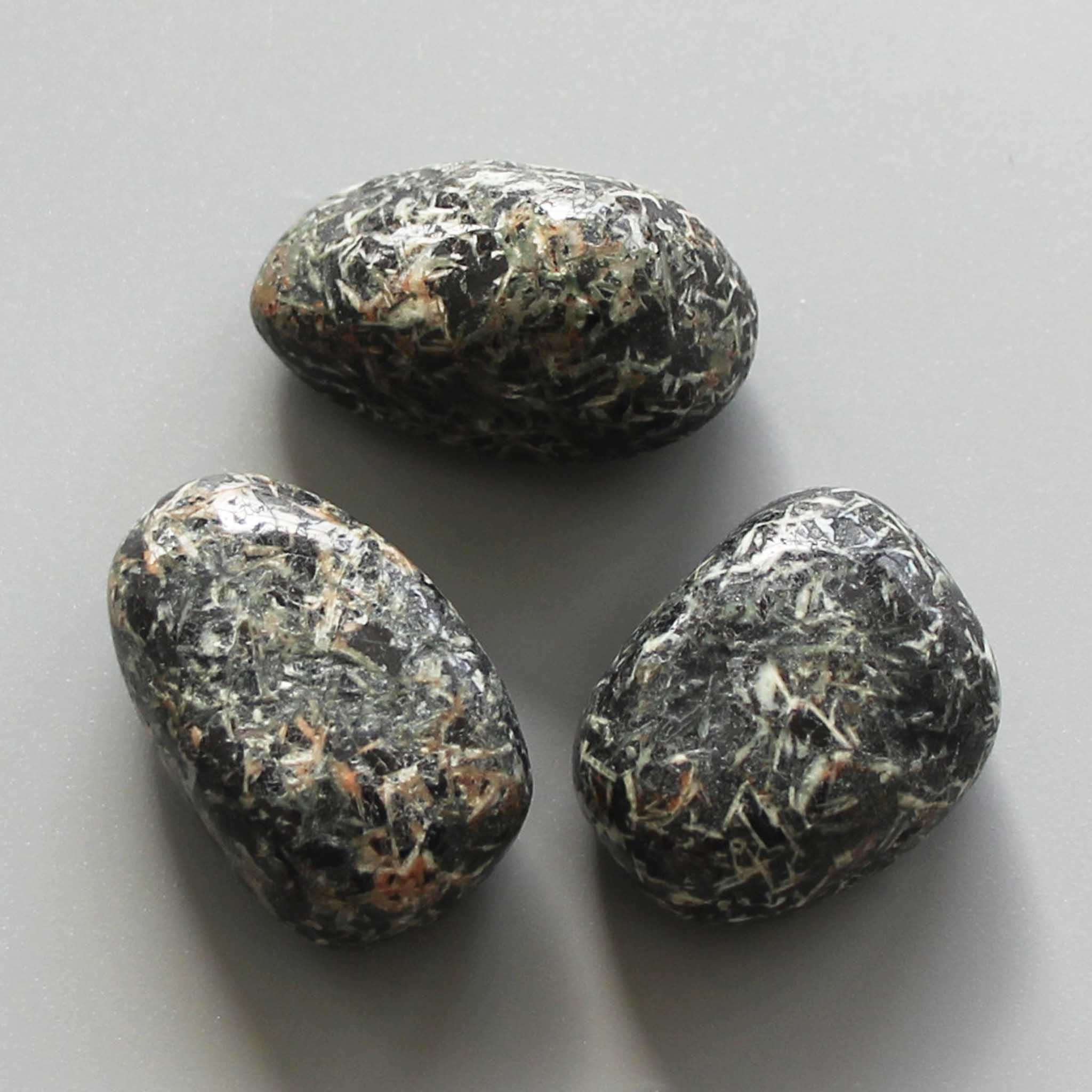 a768785163c5a24ea760dc598f52a54c Christmas Flower Jasper Tumble Stone 1 inch (2-3cm) A