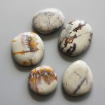 Sunglow Jasper Smooth Stone 1.6 inch (0.8-1 x 3.5-4.5cm) A
