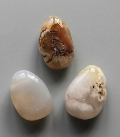 Blossoms Agate Tumble Pendant With Cross Hole 2.5mm 0.8-1.2 inch (2.2-3cm) A/B