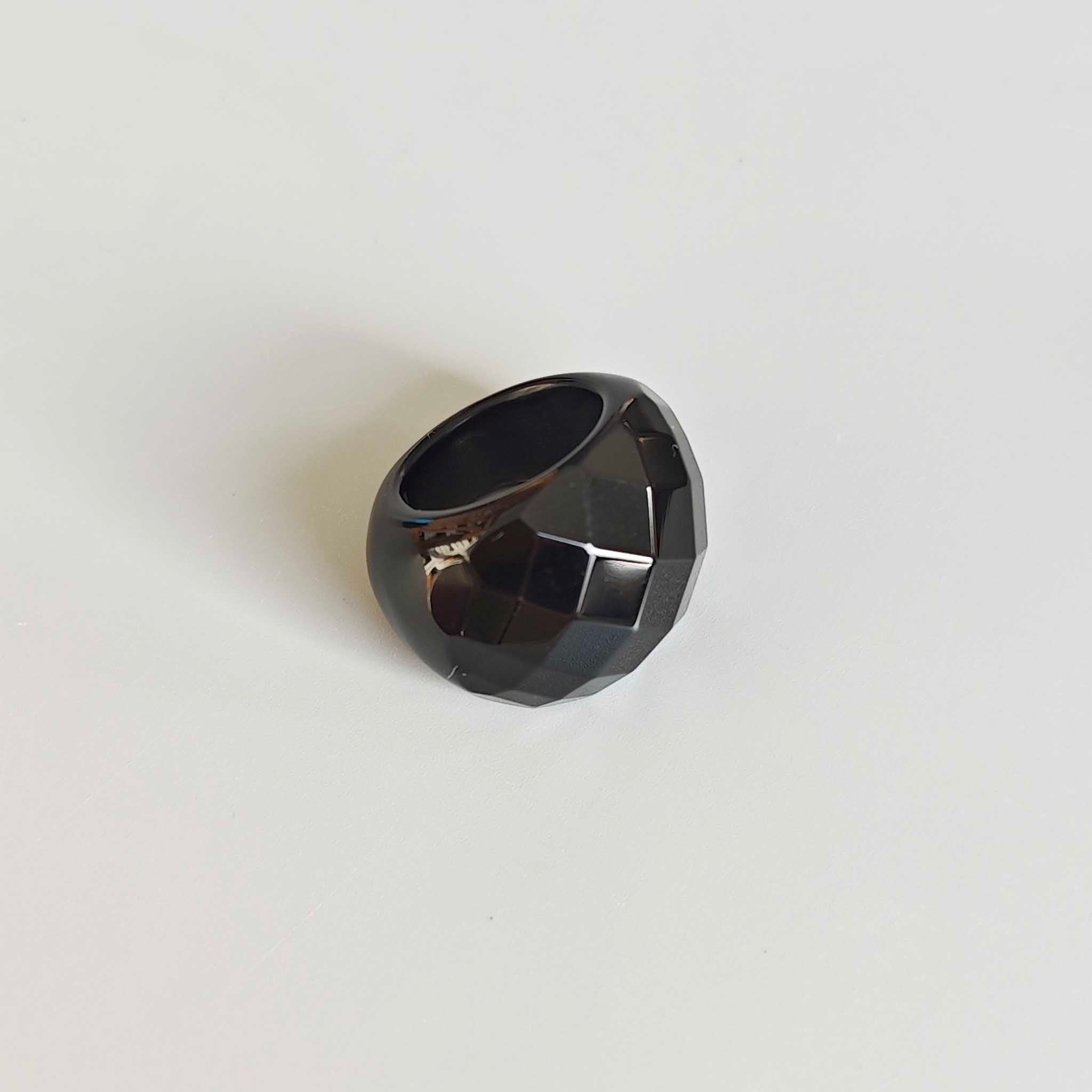 c30452b0abcb1d611b1884a7961a7a13 Black Obsidian Faceted Round Ring 25x31x30mm A